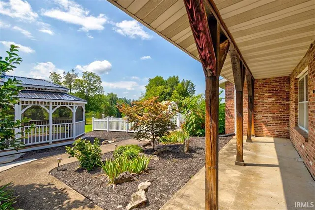 $675,000 | 583 South Leatherwood Road, Bedford, IN 47421