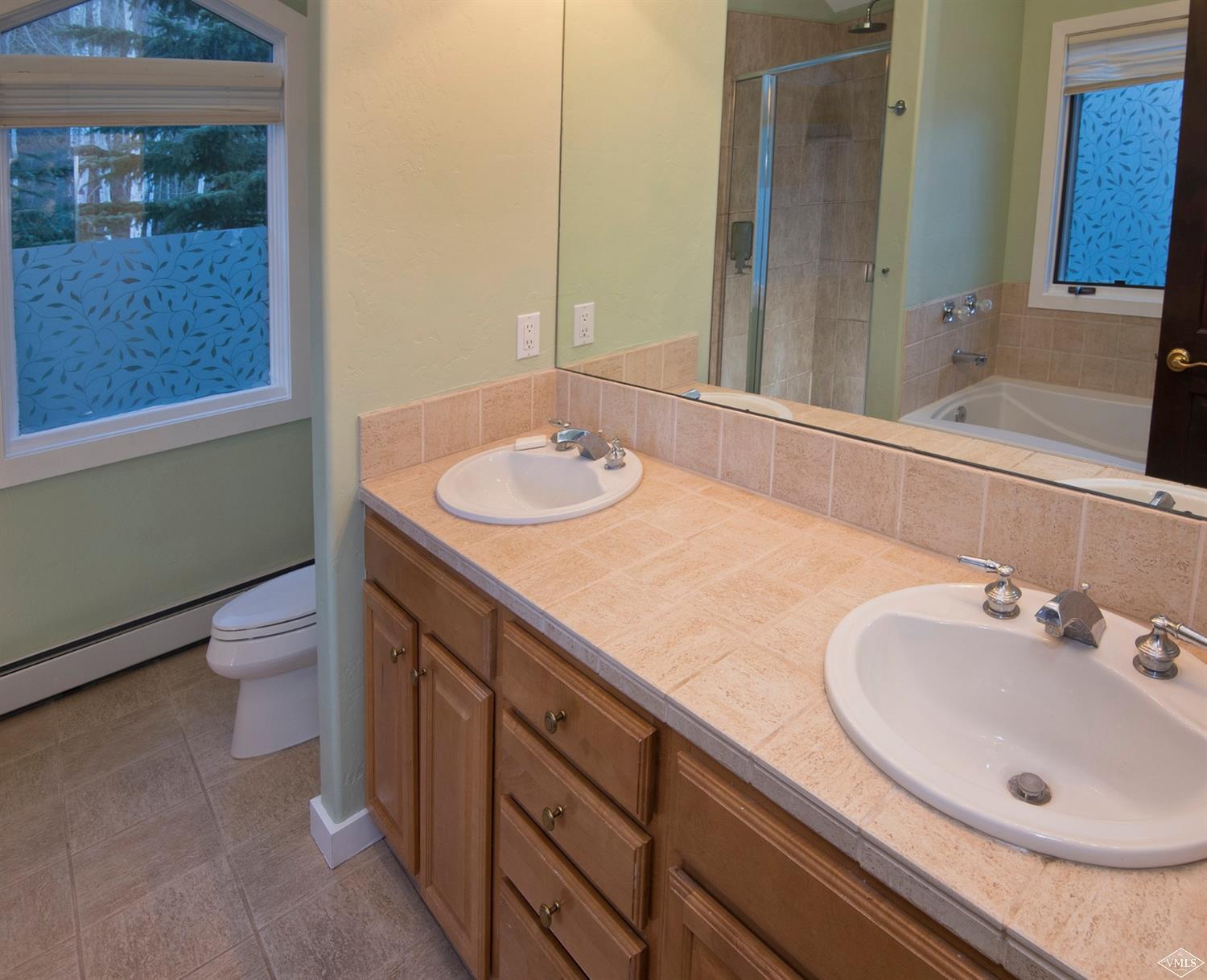 1460 Buffehr Creek Road, Unit G Vail, CO 81657 - Photo 12 of 25 Additional Photo