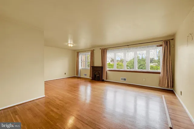 $595,000 | 9600 Brookbend Road, Baltimore, MD 21236