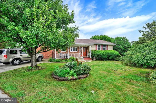 $595,000 | 9600 Brookbend Road, Baltimore, MD 21236