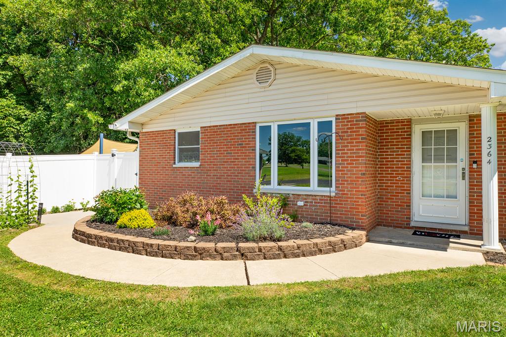 2364 Seminary Road Brighton, IL 62012 - Photo 15 of 57