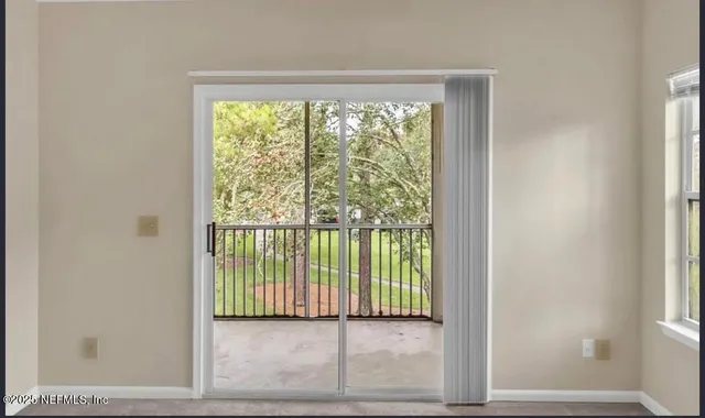 $1,350 | 10000 Gate Parkway North, Unit 421, Jacksonville, FL 32246