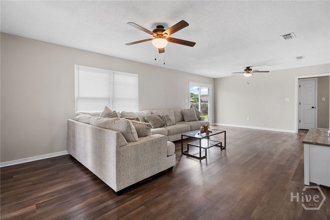 937 Gulfstream Road Hinesville, GA 31313 - Photo 3 of 22 Gallery Image 3