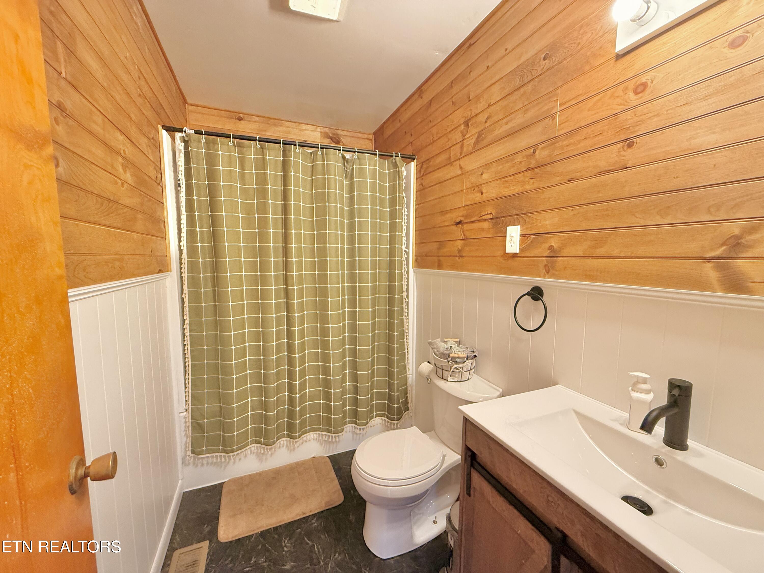 4736 Sugar Run Road Jonesville, VA 24263 - Photo 13 of 30 IMG_8226