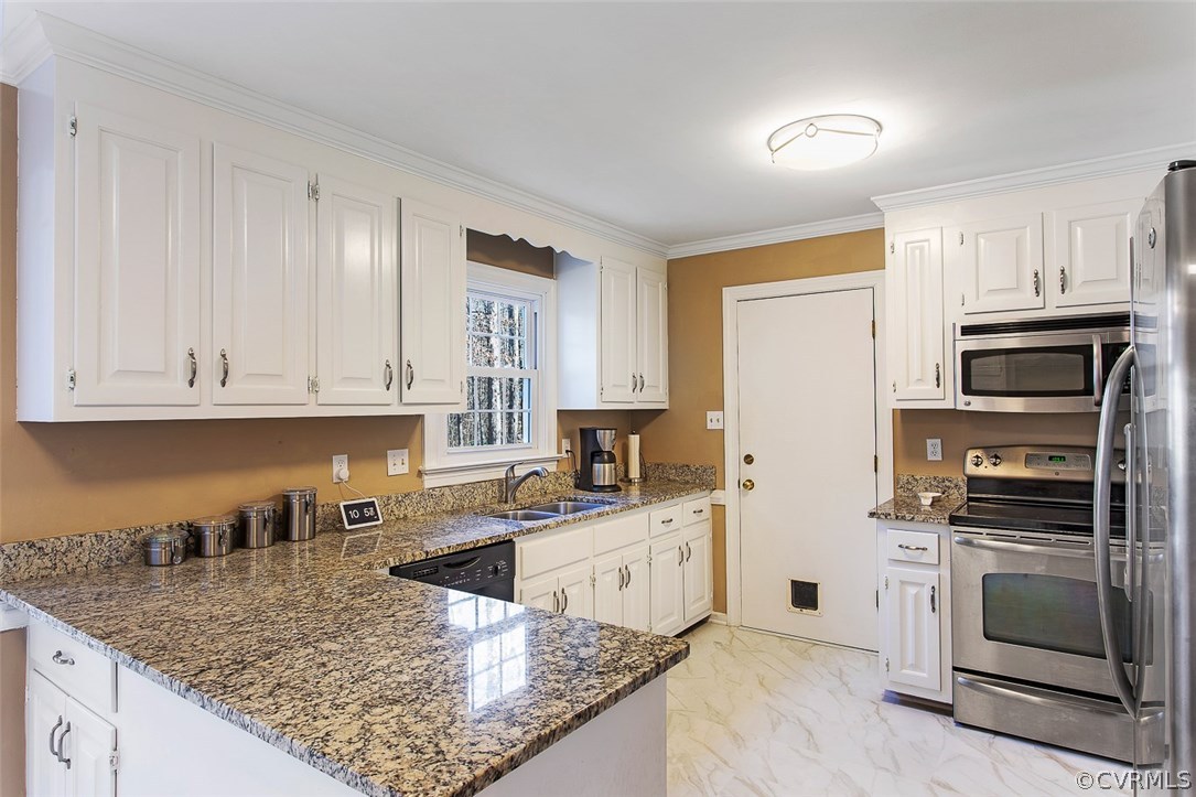13918 North Point Road Midlothian, VA 23112 - Photo 7 of 32