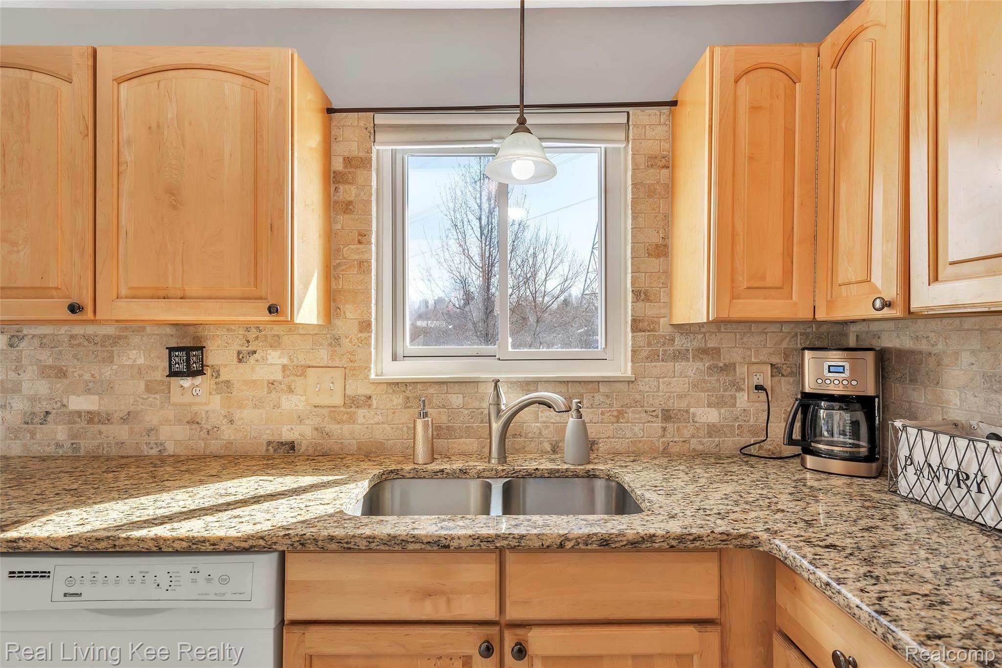 2733 Pheasant Court Rochester, MI 48306 - Photo 13 of 34 2733-Pheasant-Court-Rochester-MI-windowstill-13.jpg