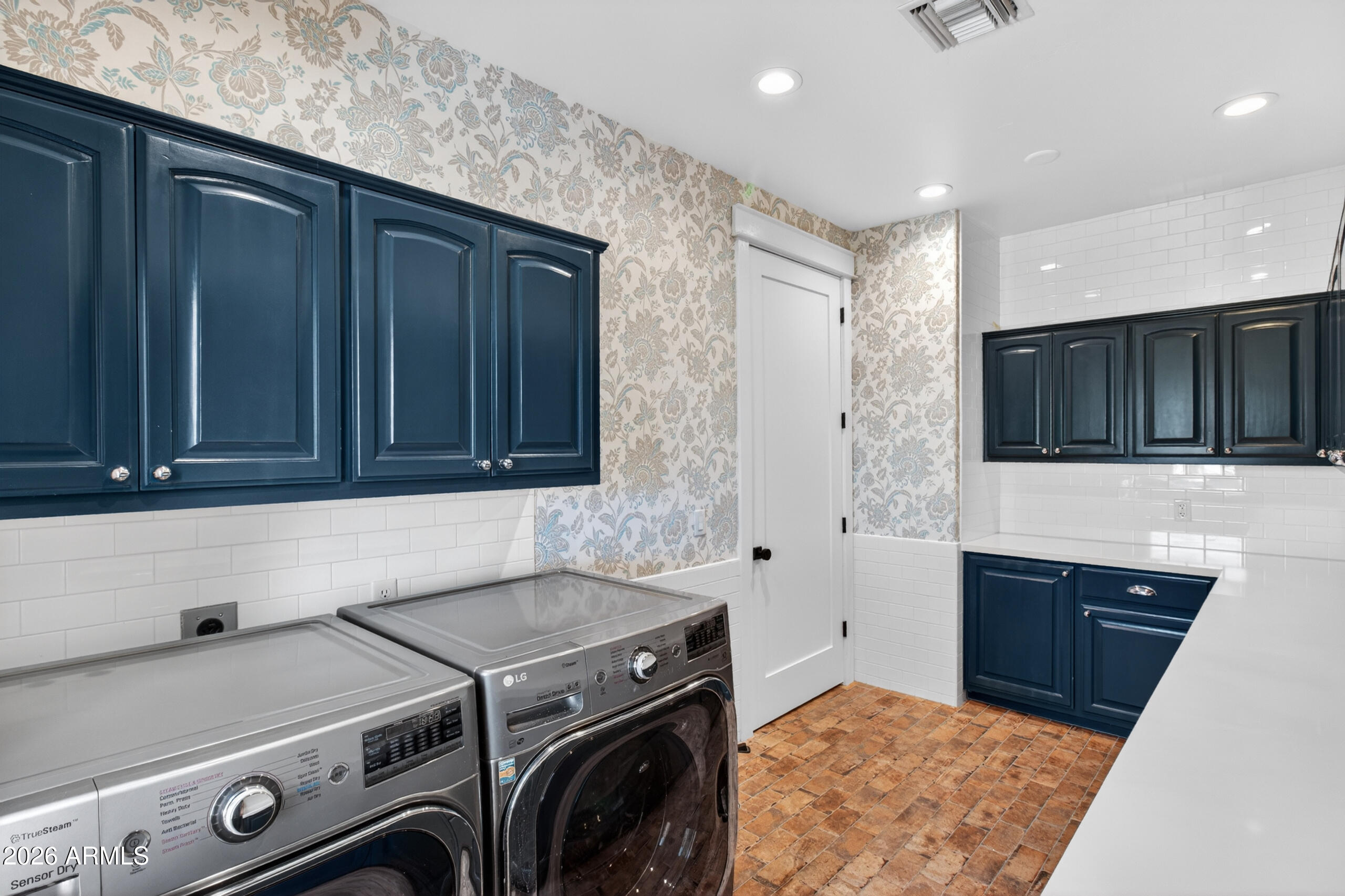 2677 East Queen Creek Road Gilbert, AZ 85297 - Photo 39 of 128 Laundry 2