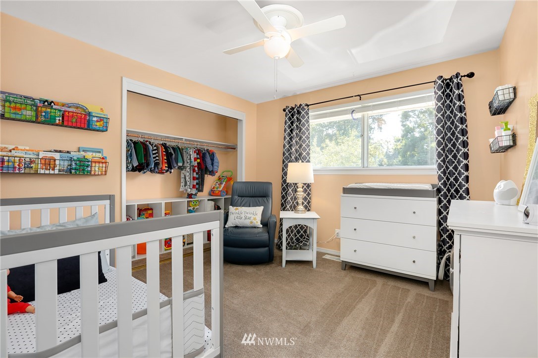 4004 Southeast 11th Street Renton, WA 98058 - Photo 14 of 25 Gallery Image 14