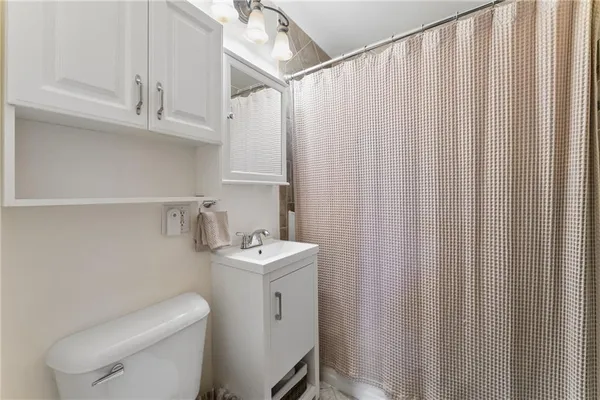 $299,900 | 7340 Goddard Drive, Shawnee, KS 66203