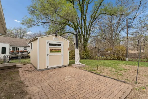$299,900 | 7340 Goddard Drive, Shawnee, KS 66203