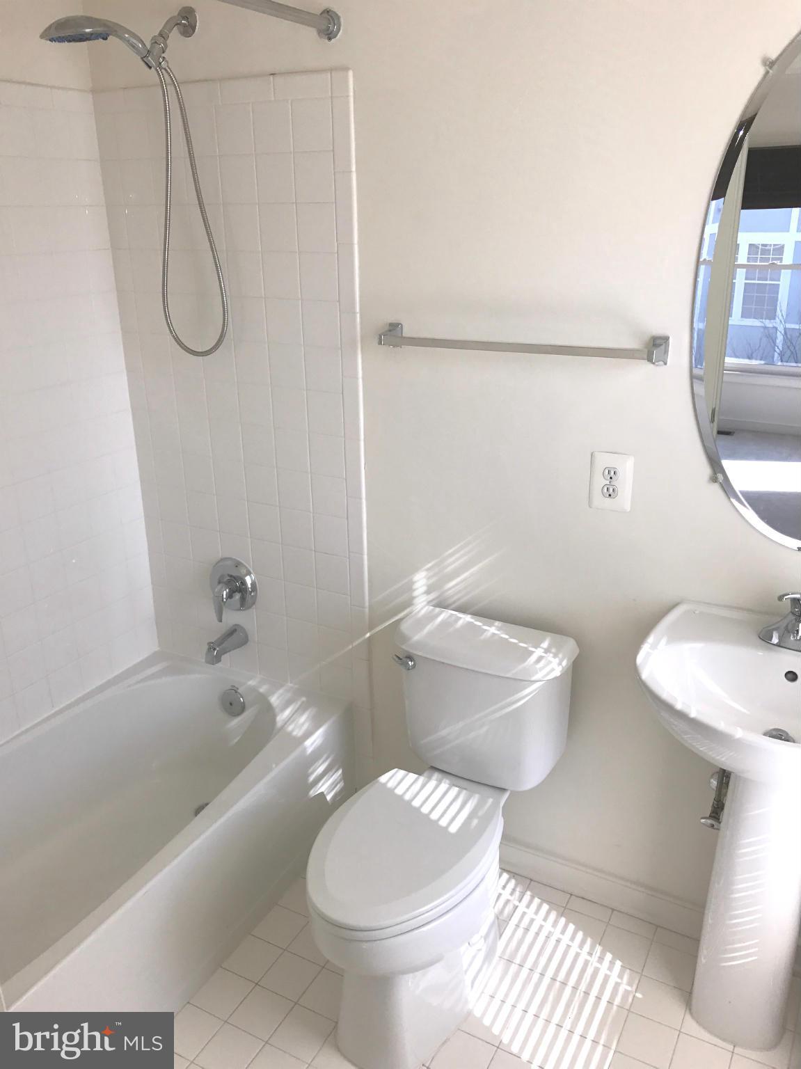 2324 Cobble Hill Terrace Silver Spring, MD 20902 - Photo 16 of 21 Bath