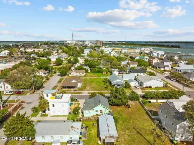 $2,250 | 202 South 13th Street, Morehead City, NC 28557