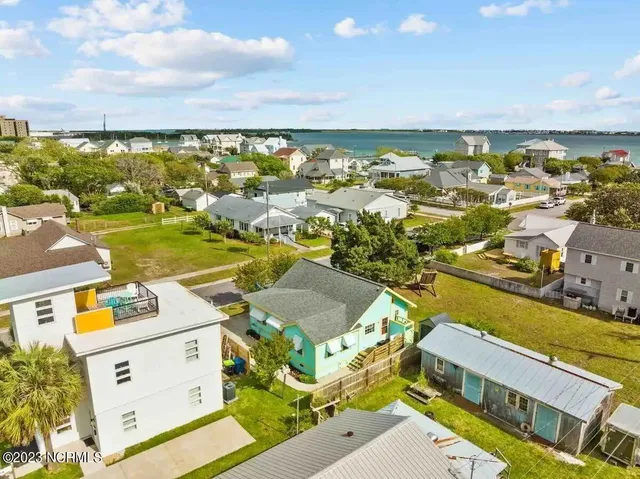 $2,250 | 202 South 13th Street, Morehead City, NC 28557