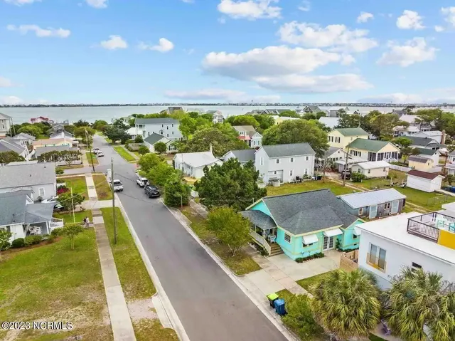 $2,250 | 202 South 13th Street, Morehead City, NC 28557