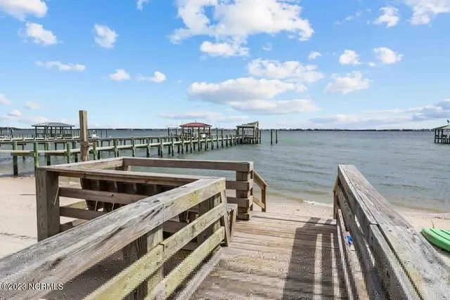 $2,250 | 202 South 13th Street, Morehead City, NC 28557