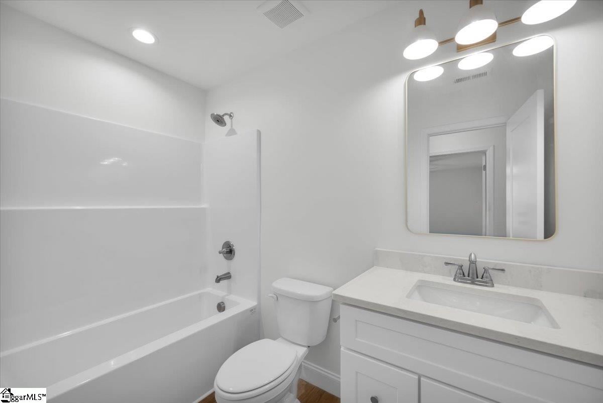 269 Ragan Street Campobello, SC 29322 - Photo 22 of 28