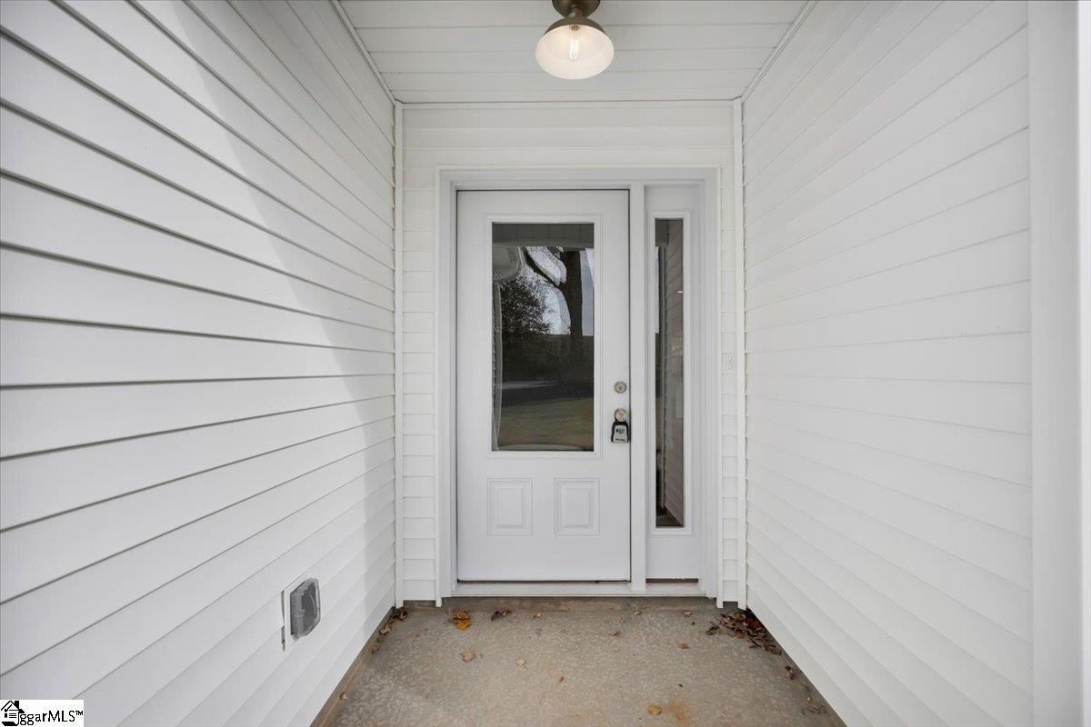 269 Ragan Street Campobello, SC 29322 - Photo 5 of 28