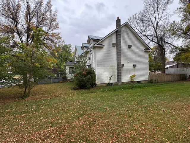$75,000 | 608 Bell Avenue, Westbrook, MN 56183