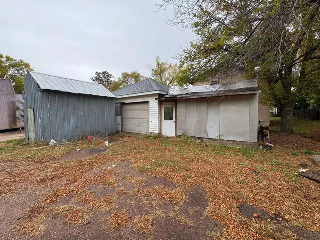 $75,000 | 608 Bell Avenue, Westbrook, MN 56183