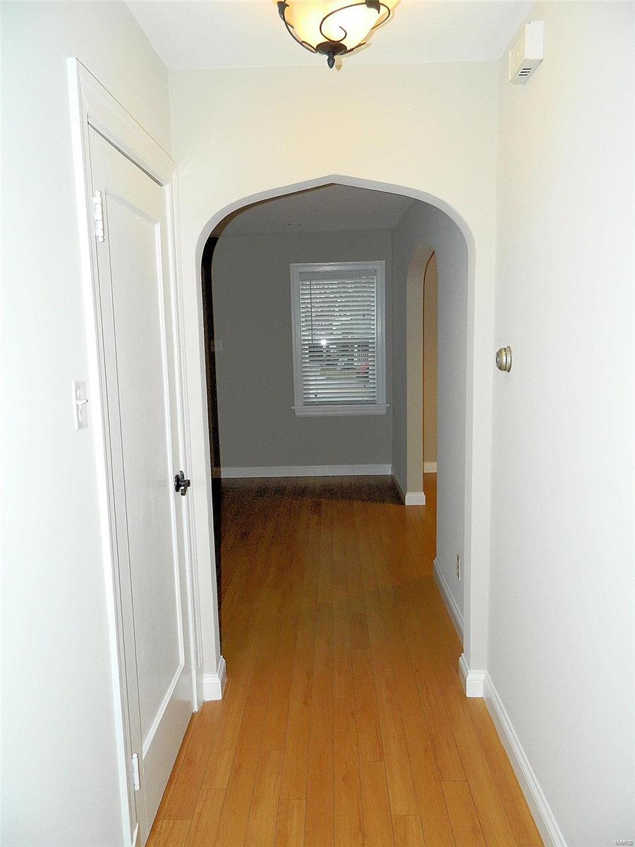 9333 MacKenzie Road St. Louis, MO 63123 - Photo 15 of 25