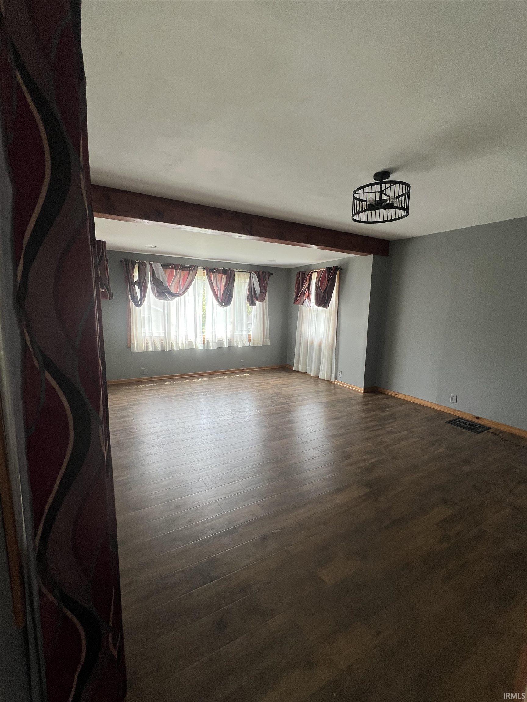 632 George Street Huntington, IN 46750 - Photo 2 of 21 Gallery Image 2