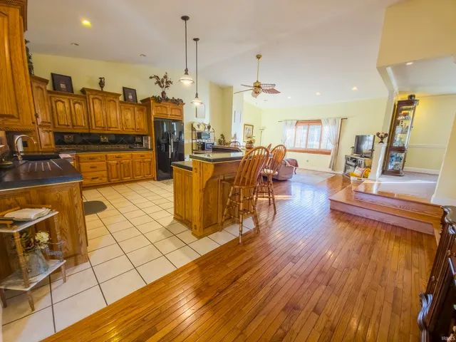 $334,900 | 11826 North 1800th Blvd Mount, Mount Carmel, IL 62863