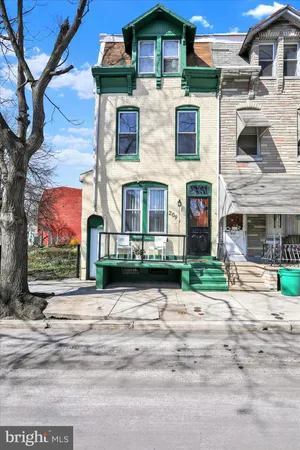 $207,000 | 209 Franklin Street, Reading, PA 19602