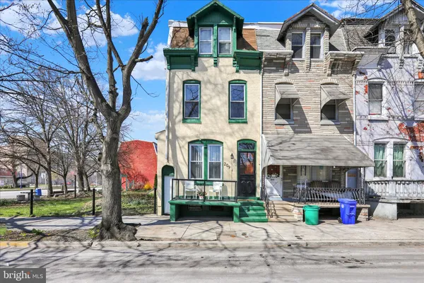 $207,000 | 209 Franklin Street, Reading, PA 19602