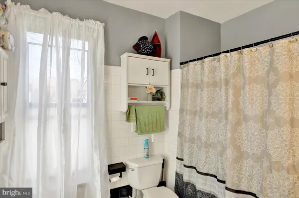 $207,000 | 209 Franklin Street, Reading, PA 19602