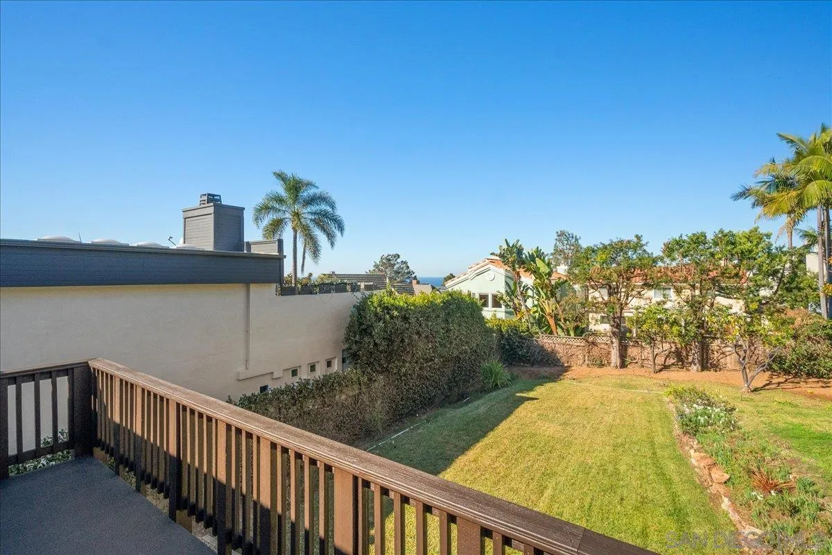 2032 Cordero Road Del Mar, CA 92014 - Photo 1 of 36