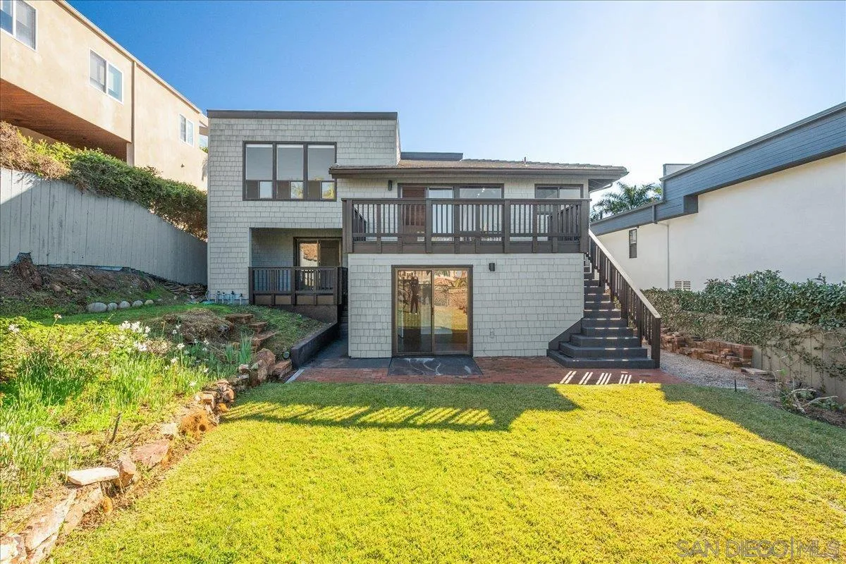 2032 Cordero Road Del Mar, CA 92014 - Photo 20 of 36