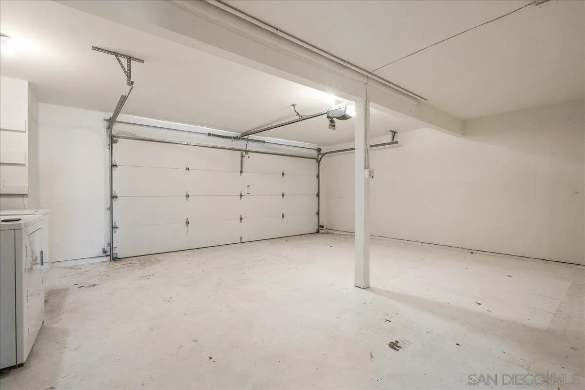 2032 Cordero Road Del Mar, CA 92014 - Photo 35 of 36