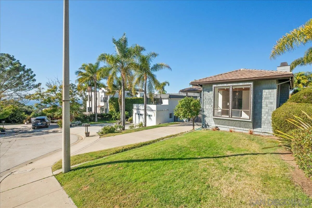 2032 Cordero Road Del Mar, CA 92014 - Photo 36 of 36