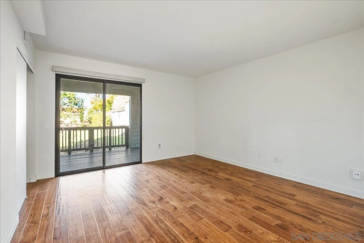 2032 Cordero Road Del Mar, CA 92014 - Photo 7 of 36