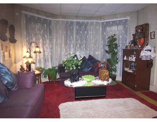 136 College Street Springfield, MA 01109 - Photo 4 of 7 Gallery Image 4