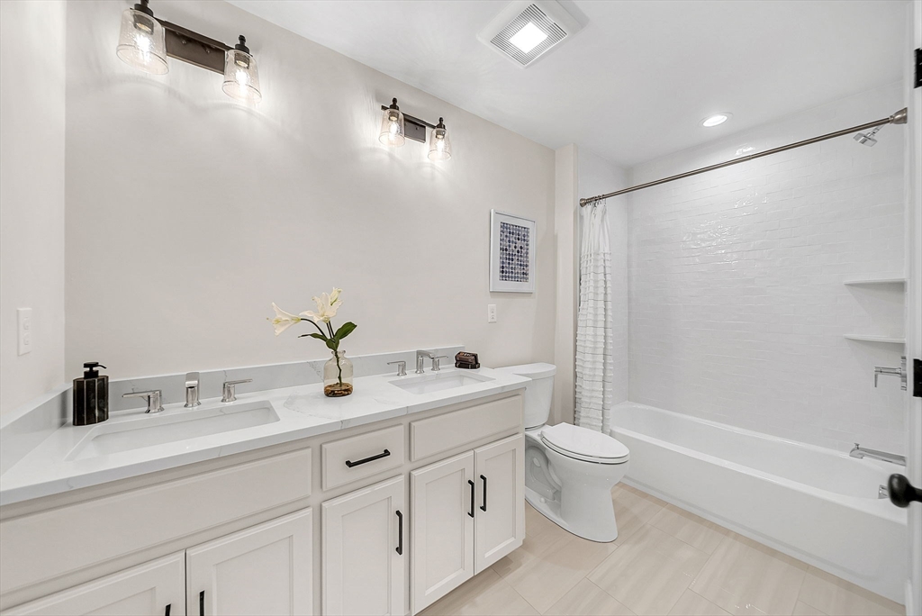 73 Maple Street, Unit 1 Needham, MA 02492 - Photo 23 of 34 Gallery Image 23