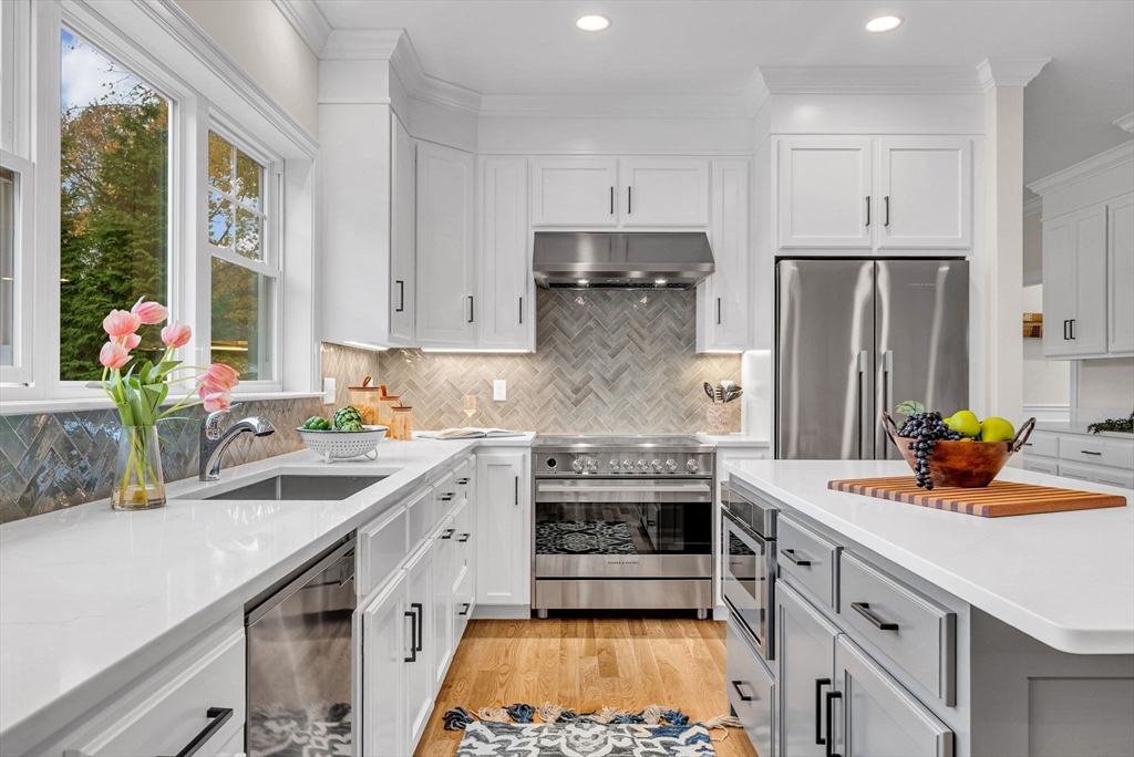 73 Maple Street, Unit 1 Needham, MA 02492 - Photo 3 of 34 Gallery Image 3