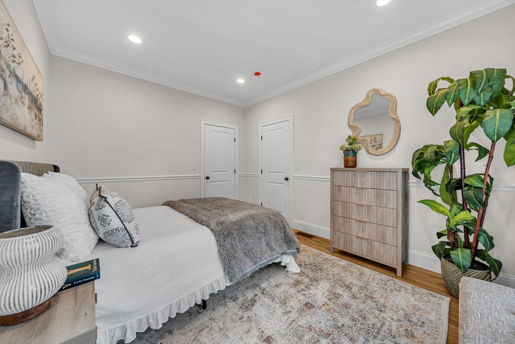 73 Maple Street, Unit 1 Needham, MA 02492 - Photo 9 of 34 Gallery Image 9