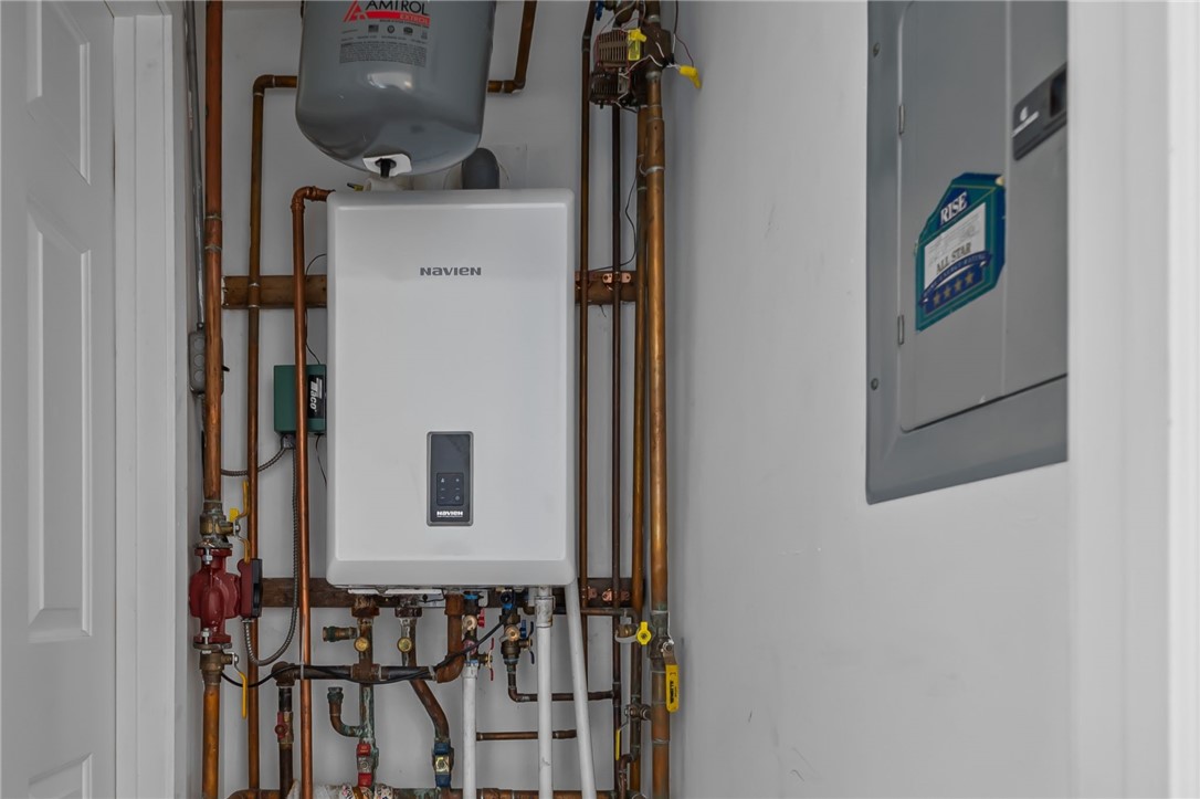 105 Miles Avenue Woonsocket, RI 02895 - Photo 39 of 42