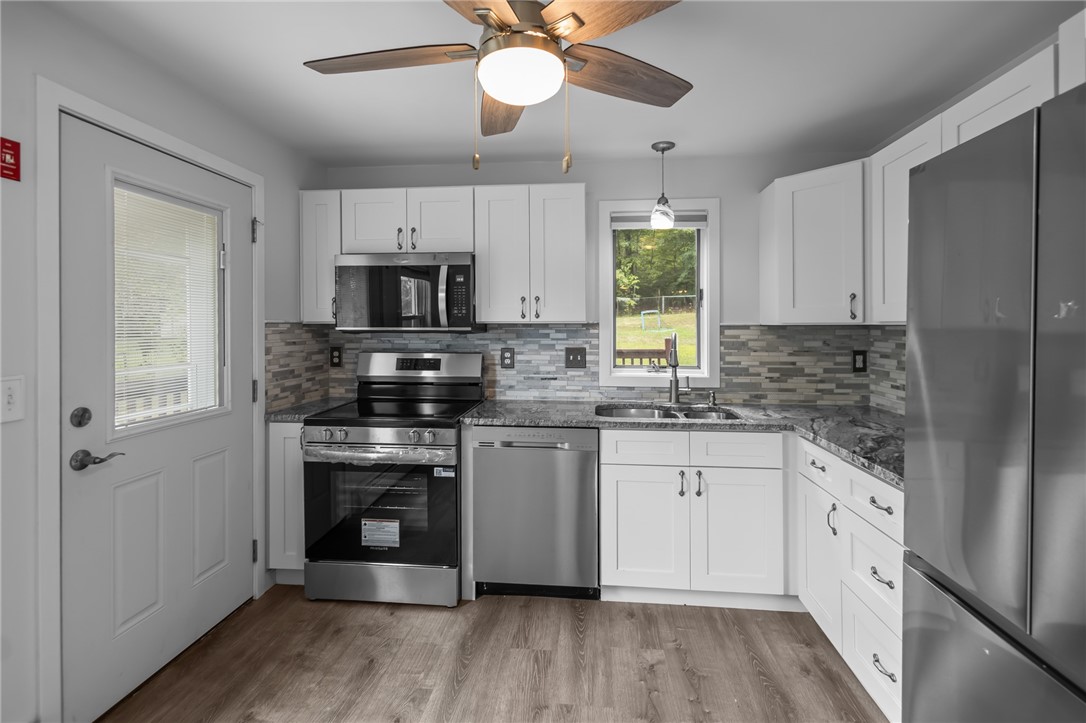 105 Miles Avenue Woonsocket, RI 02895 - Photo 10 of 42