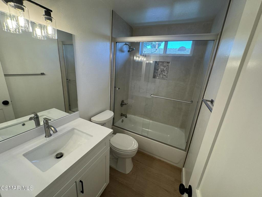 1421 Sequoia Avenue Simi Valley, CA 93063 - Photo 8 of 15