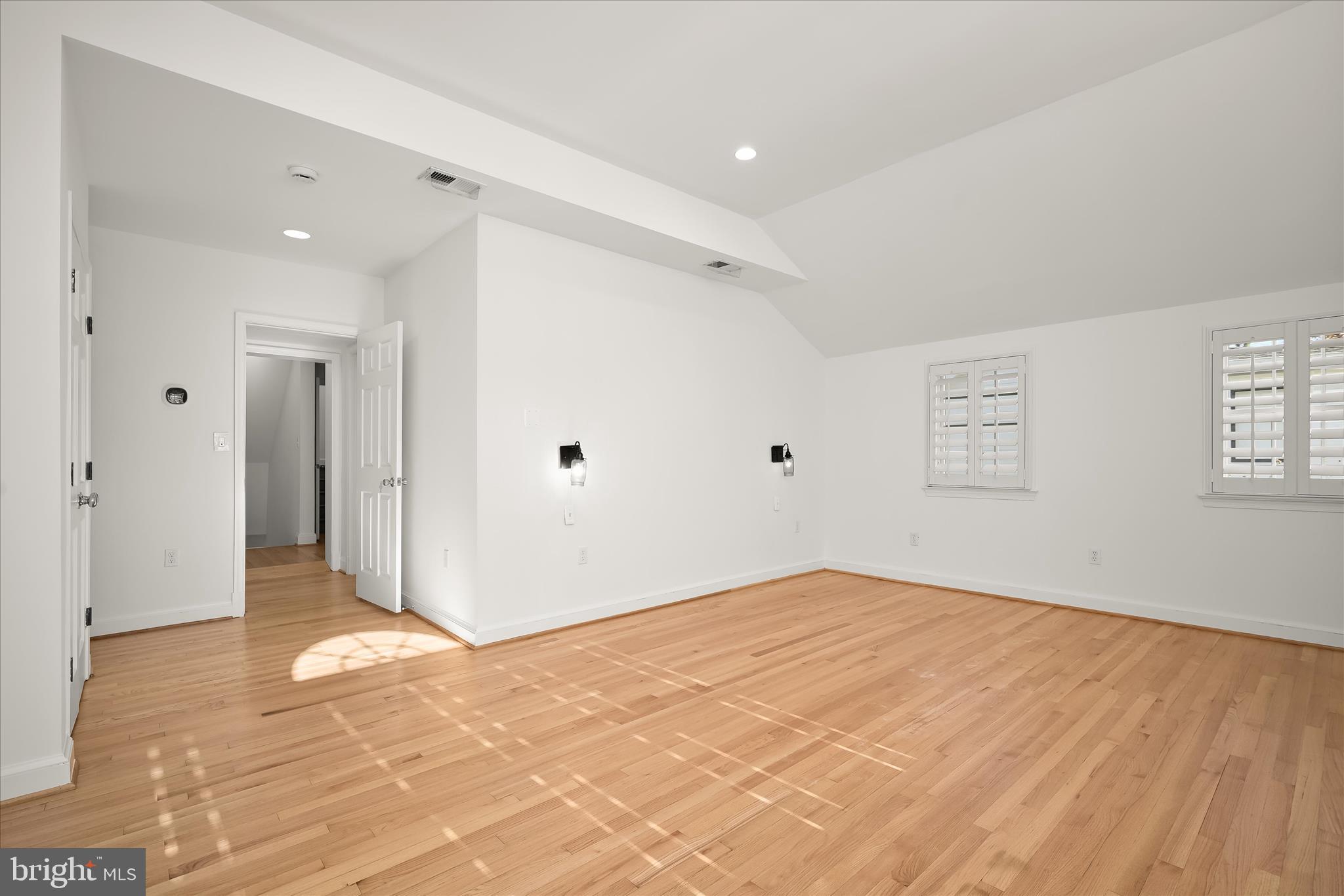 7012 Exeter Road Bethesda, MD 20814 - Photo 63 of 103 Primary Bedroom Upper Level1