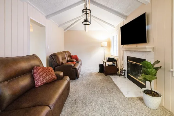 $1,800,000 | 18171 Berta Canyon Road, Salinas, CA 93907