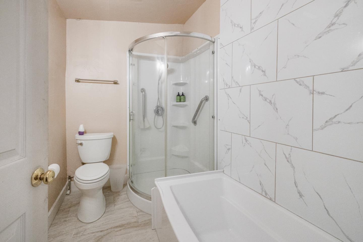 18171 Berta Canyon Road Salinas, CA 93907 - Photo 24 of 37