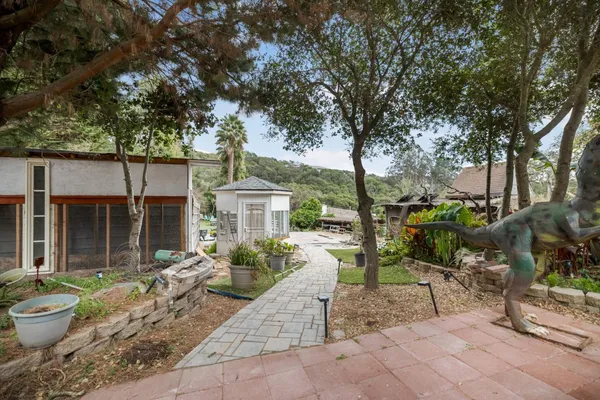 $1,800,000 | 18171 Berta Canyon Road, Salinas, CA 93907