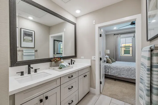 $569,800 | 1000 Berryessa Lane, Unit 211, Davis, CA 95616