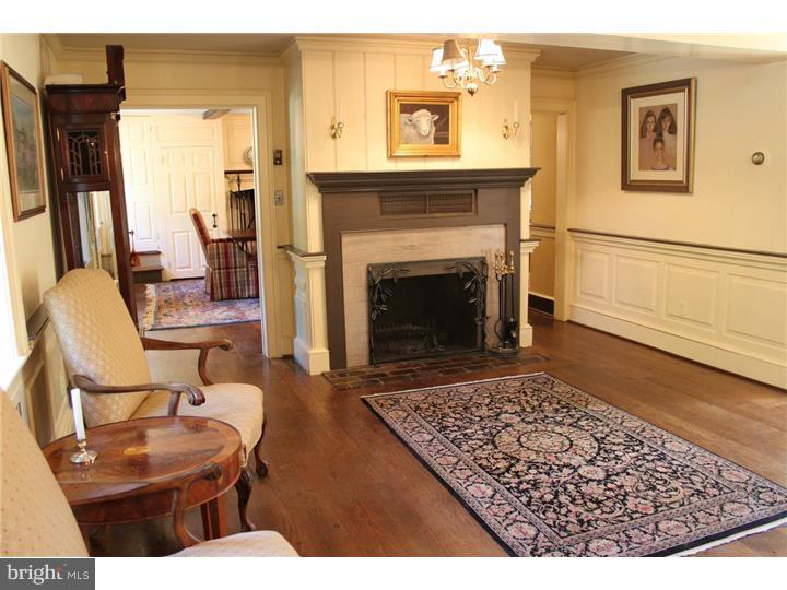 478 Webb Road Chadds Ford, PA 19317 - Photo 2 of 25 Foyer