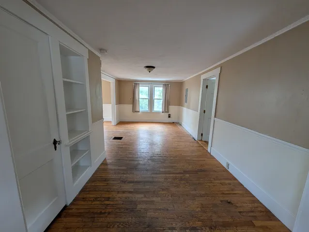 $2,495 | 30 Pleasant Street, Bristol, NH 03222