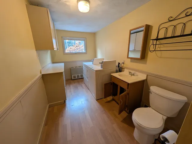 $2,495 | 30 Pleasant Street, Bristol, NH 03222