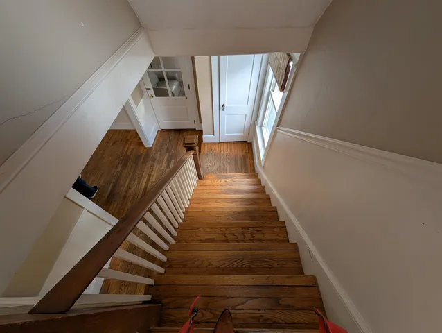 $2,495 | 30 Pleasant Street, Bristol, NH 03222